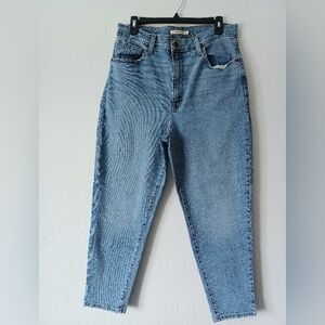 Levi's High Waist Mom Jeans